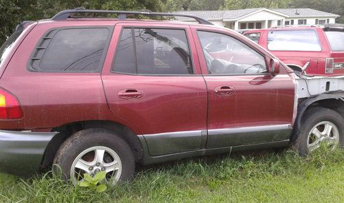 2004 hyundai sante fe...front wrecked, great repair project, interior/body great