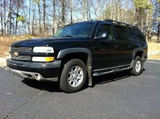 2004 chevy suburban z71 - black on gray leather - sunroof - heated seats - dvd