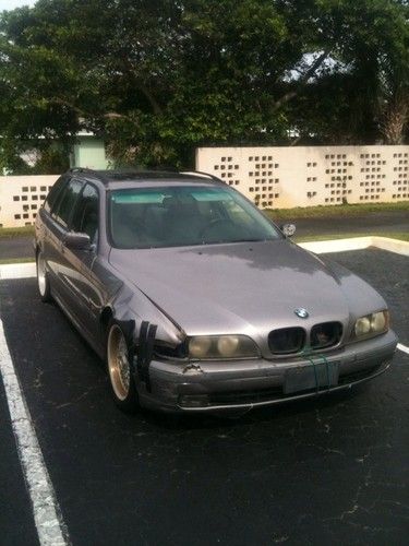 528it,silver,grey,wagon,sport,premium,airbags,parts,special,5 passenger,touring