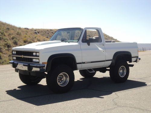 1991 chevrolet k-5 blazer 4x4 perfect condition (last year the top comes off)