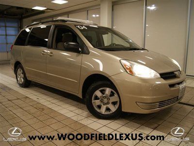 2004 toyota sienna ce; 1 owner; low reserve!