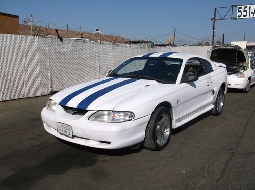 1996 ford mustang, no reserve