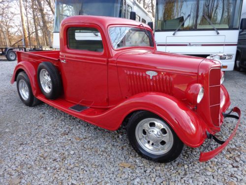 1935 ford pickup street rod a/c and heat 350 chevy nice!!! only 2700 miles