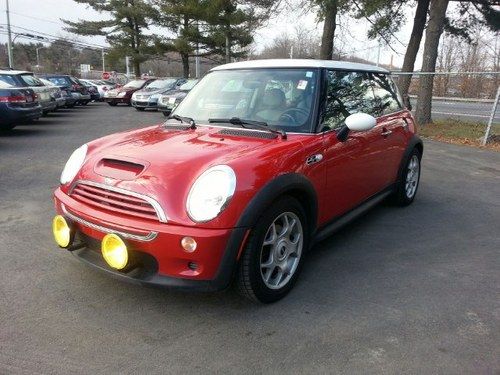 2004 mini cooper supercharged  6 speed * excellent cond * no reserve*