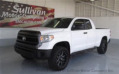 2014 toyota tundra double cab with low miles clean truck