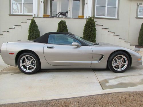 2002 corvette convertible, very nice car, michelins