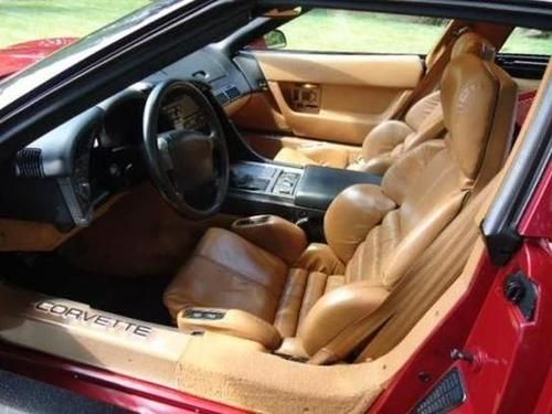 1990 chevrolet corvette base hatchback 2-door 5.7l