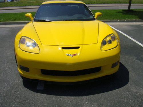 2008 chevrolet corvette z06 coupe 2-door 7.0l yellow 3398 miles
