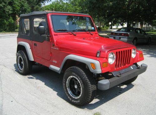 1997 jeep wrangler tj  4 cylinder manual soft top beautiful condition! clean