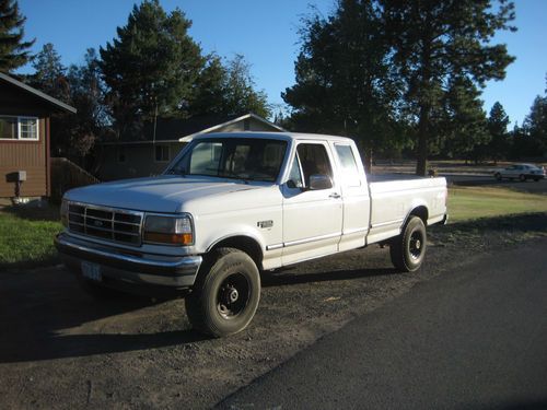 1996 ford f- 250 4x4 powerstroke diesel 7.3 extented cab xlt nice