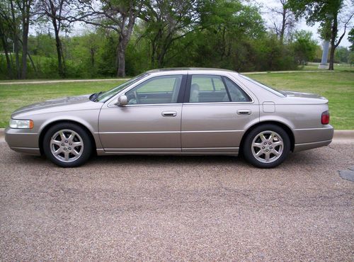 **2002 cadillac sts, immaculate 2 owner texas car, no rust!! loaded**