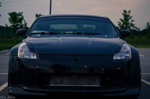 2004 nissan 350z track coupe 2-door 3.5l twin turbo