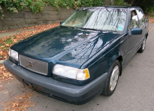 1996 volvo 850 runs very well, heated seats, traction control, cold ac hot heat