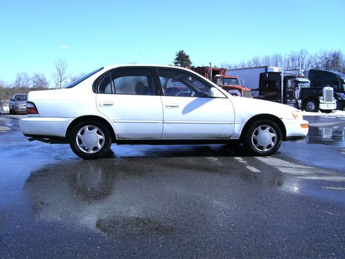 1997 toyota corolla sedan automatic good shape no reserve short 3 day auction!