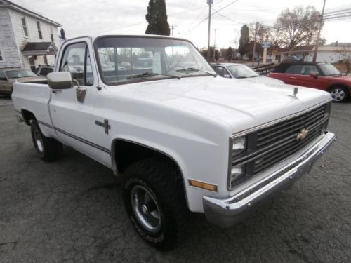 1986...short bed...4x4...350...automatic....new tires &amp; paint...all power...