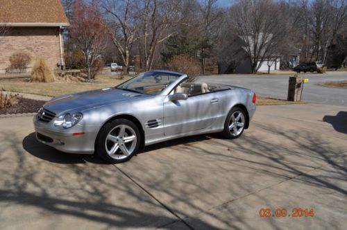 Beautiful two owner sl-500 hard top convertiable