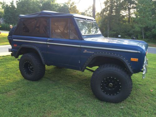1975 ford bronco lifted on 35&#034; bfg&#039;s  - less than 3k miles since being stock