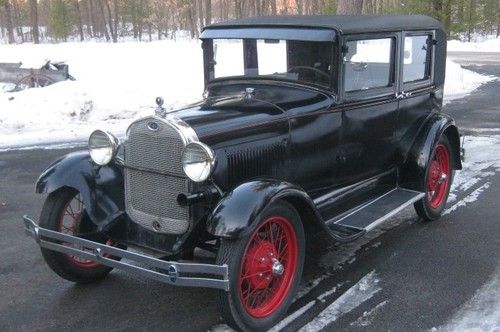 1929 ford model a 4 door sedan