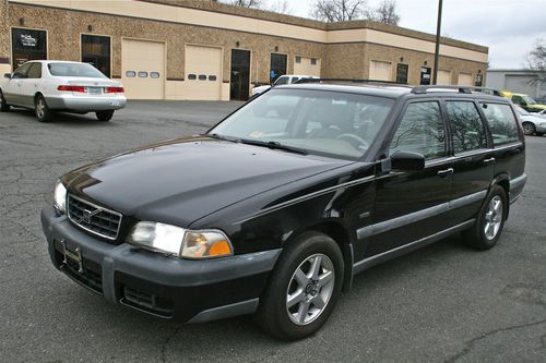 1998 volvo v70 x/c awd wagon 4-door 2.4l  selling as/is