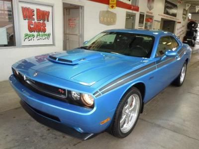 R/t classic b5 blue coupe 5.7l navigation cd heated leather sun roof hood scoop
