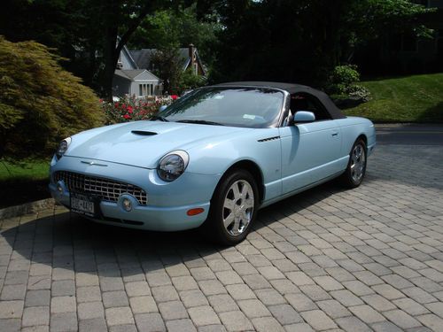 2003 ford thunderbird only 2,578 miles sky blue  /with removable hardtop