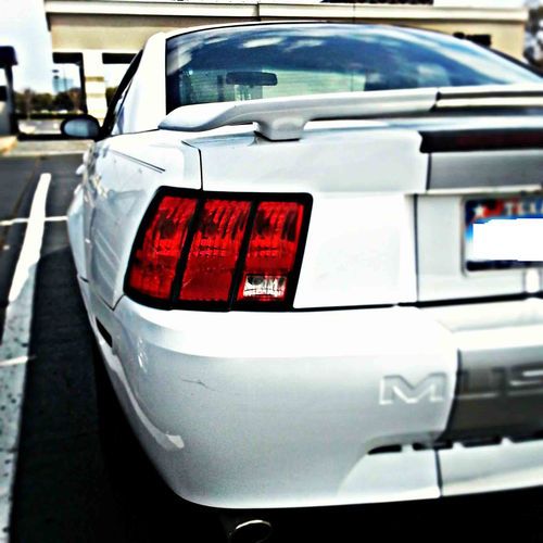 2001 white ford mustang base coupe 2-door 3.8l