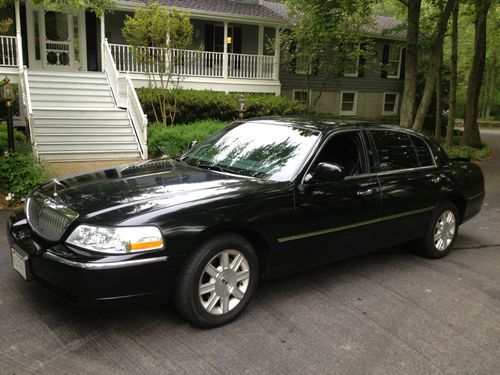 2006 lincoln town car exc-l ****no reserve****