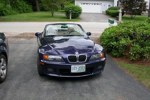 Bmw montreal blue convertible, new roof looks and runs like new. 2.8 liter