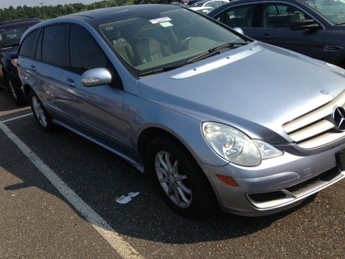 2006 mercedes benz r350.....lowest buy it now....free shipping
