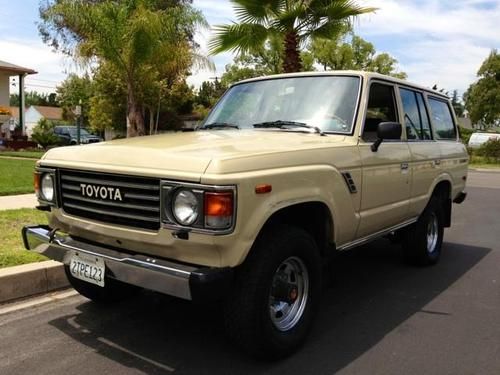 1987 toyota land cruiser 4x4 5 speed air in excellent condtion in and out ca car