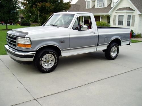 1995 ford f150 xlt .. v8.. auto.. a/c .. must see .. great buy on this one ..