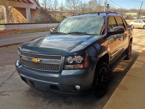 2012 chevrolet avalanche ltz 2wd - loaded!!