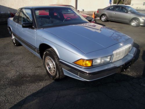 1989 buick regal limited - 72000 miles- future classic - beautifull in &amp; out