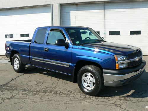 2004 chevrolet silverado ls extended cab 4x4*1-owner truck!