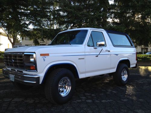 1985 ford bronco xlt 4x4 302 v-8 auto 89,459 original miles 2-owner  no reserve