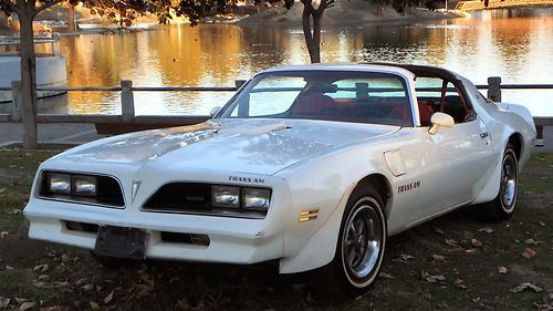 California original,1977 pontiac trans am, runs great! 100% rust free, nice car!