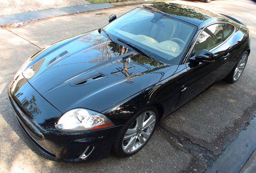 2010 jaguar xkr coupe ~ mint condition ~ 9k miles
