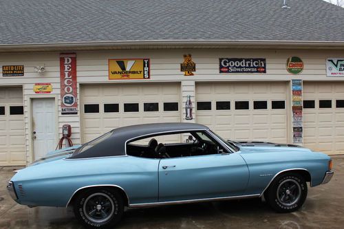1972 chevelle.....beautiful car and its rock solid....things work