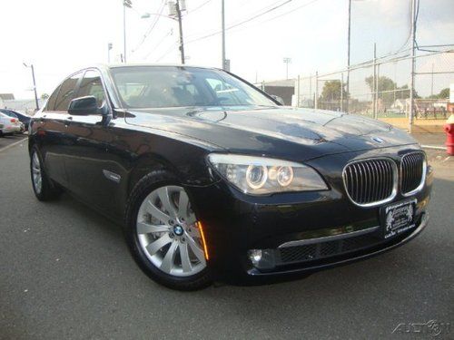 2009 bmw 750i 8 months of original warranty remaining, perfect!!!