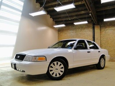 08 crown victoria, p71 police, white, 102k miles, clean, well kept, look