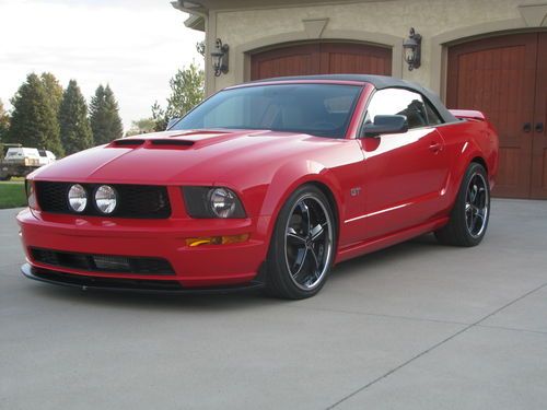 Red gt convertible,hellion turbo,28,000 miles,immaculate, clean &amp; clear title