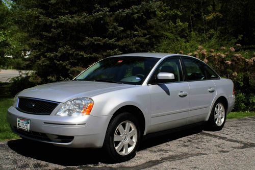 2005 ford five hundred se 4-door 3.0l  -   priced to sell