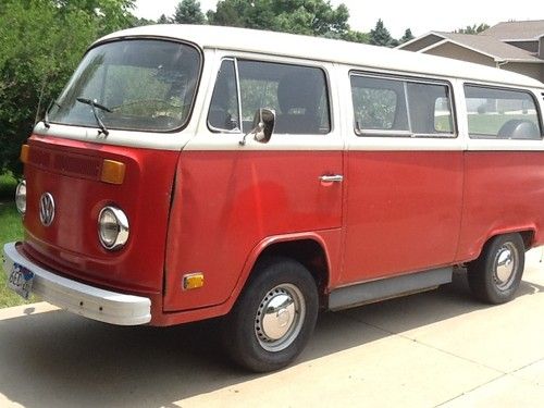 1979 volkswagen bus, handicapped accessible, very rare!!!