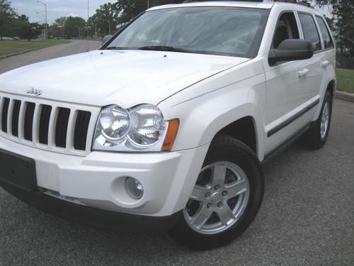 2007 jeep grand cherokee 4dr laredo suv 4wd, moonroof &amp; leather amazing cond.