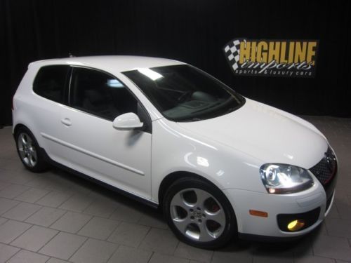 2008 vw gti 2.0l turbo, 6-speed manual, clean carfax, great condition!!