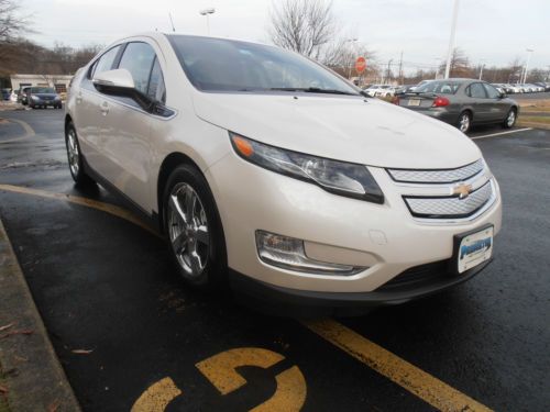 2013 chevrolet volt, premium package, enhanced safety package