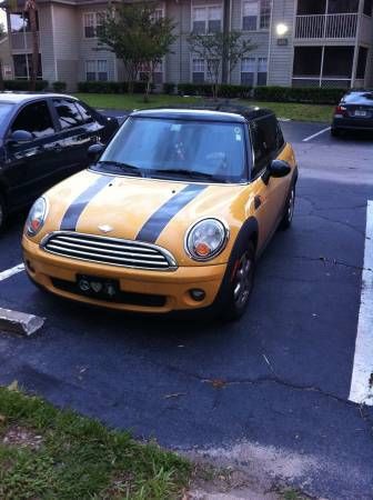 Limited edition mellow yellow 2007 mini copper 2d hatchback w/ dual sunroof