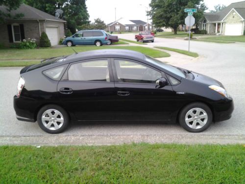 2008 toyota prius - great college or first car; very reliable; hwy miles; 47+mpg