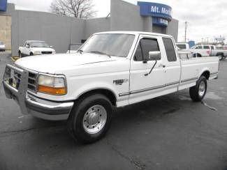 95 f250 ex cab 7.3 liter powerstroke diesel no rust  strong truck low reserve
