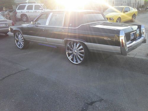 1991 cadillac fleetwood brougham on 26s and lots more....